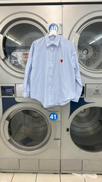 Chemise bleue à motif